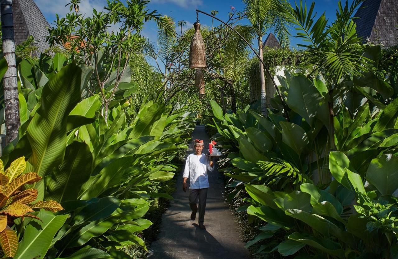 Goya Boutique Resort Убуд Екстериор снимка The resort's gardens