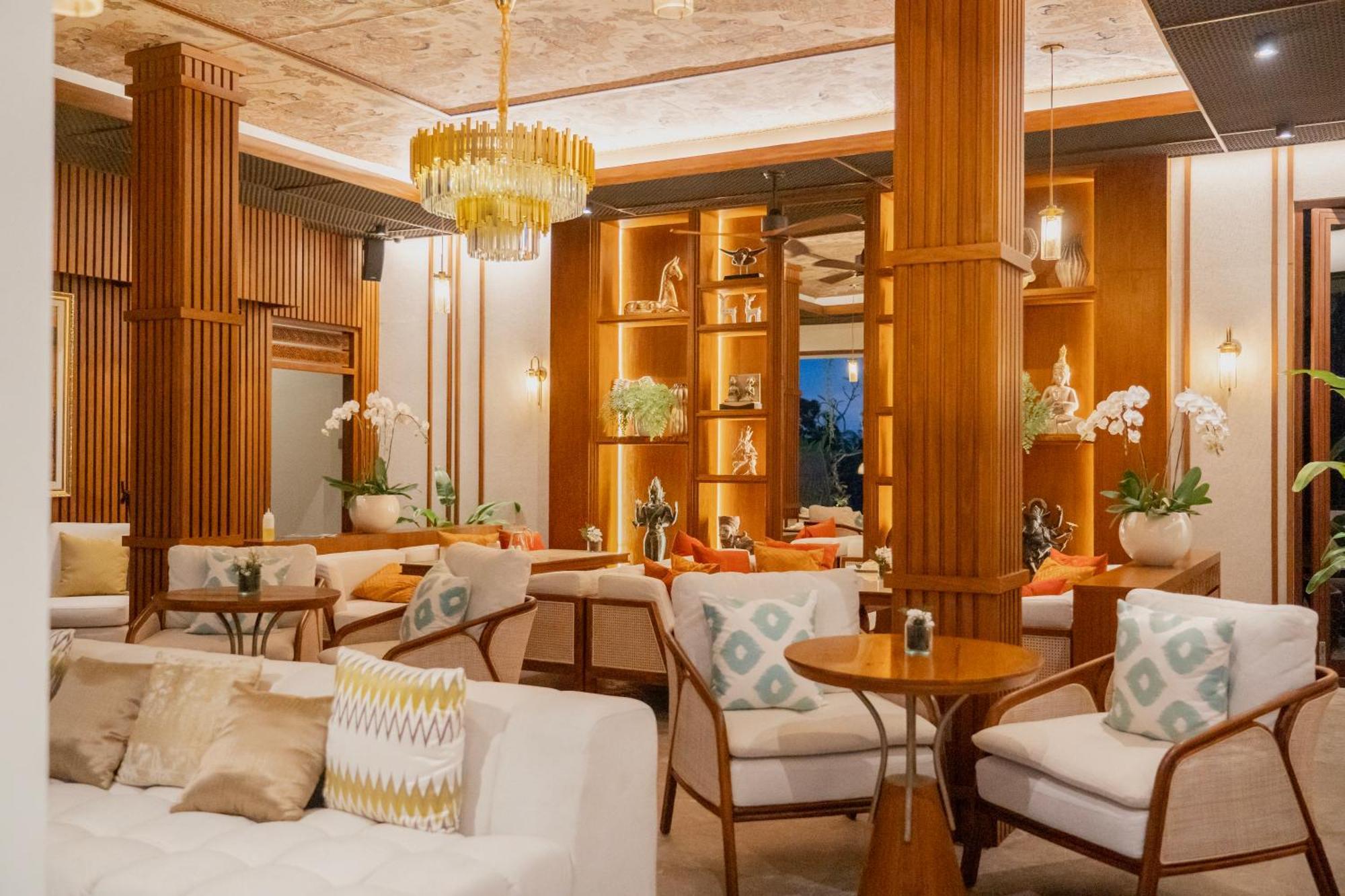 Goya Boutique Resort Убуд Екстериор снимка The lobby of the hotel