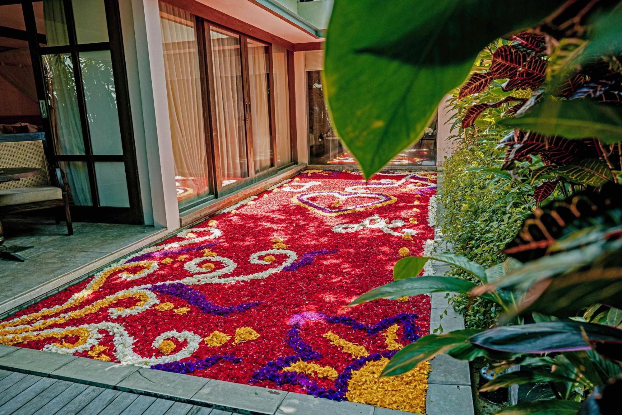 Goya Boutique Resort Убуд Екстериор снимка Floral carpet at a house in Kerala